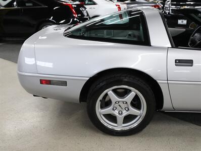 1996 Chevrolet Corvette Coupe   - Photo 15 - Addison, IL 60101