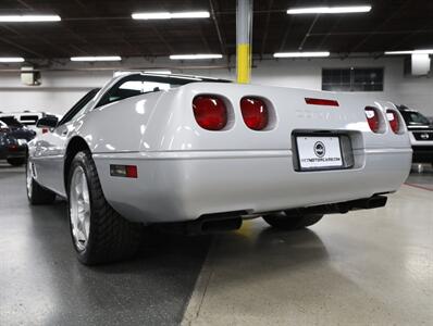 1996 Chevrolet Corvette Coupe   - Photo 19 - Addison, IL 60101