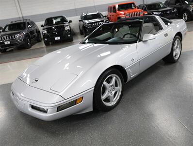 1996 Chevrolet Corvette Coupe   - Photo 5 - Addison, IL 60101