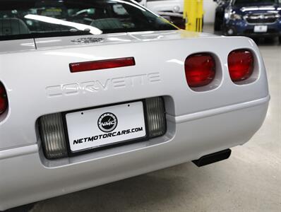 1996 Chevrolet Corvette Coupe   - Photo 18 - Addison, IL 60101