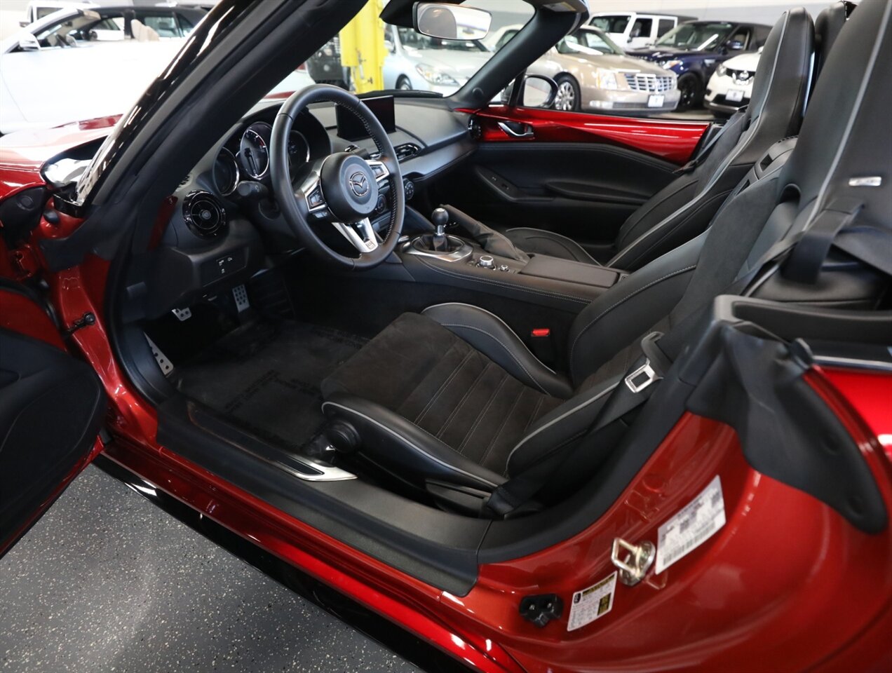 2024 Mazda MX-5 Miata Club - Photo 24 - Addison, IL 60101