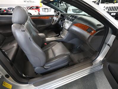 2007 Toyota Camry Solara SLE V6 - Photo 15 - Addison, IL 60101
