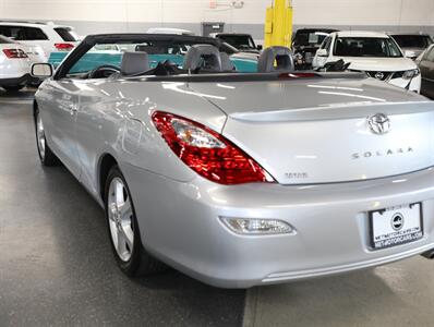 2007 Toyota Camry Solara SLE V6 - Photo 8 - Addison, IL 60101