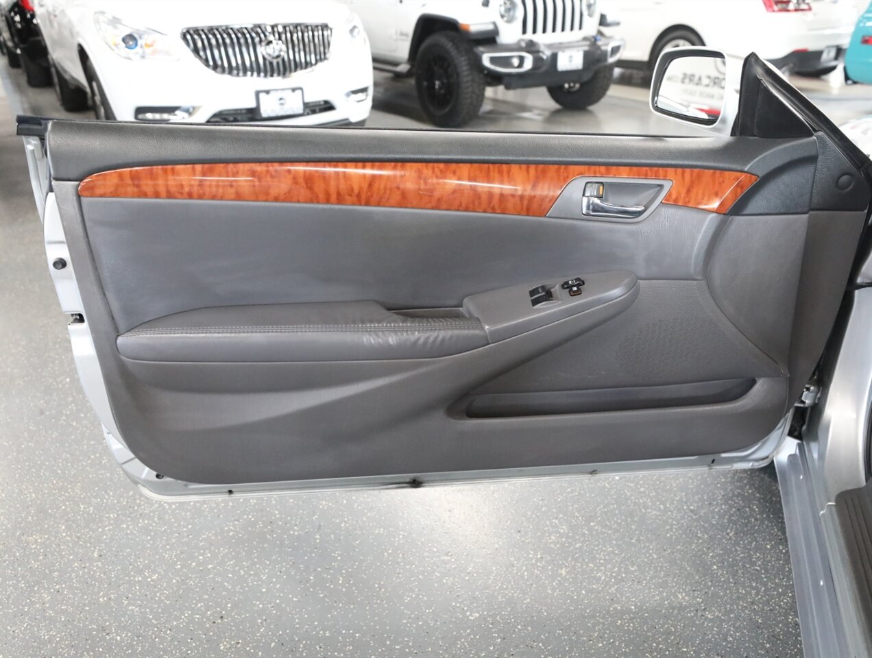 2007 Toyota Camry Solara SLE V6 - Photo 20 - Addison, IL 60101