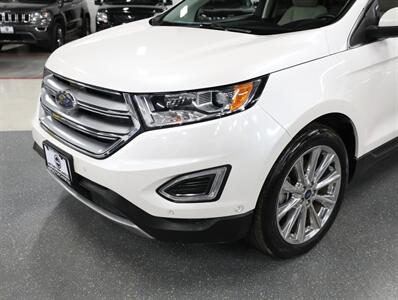 2017 Ford Edge Titanium AWD   - Photo 3 - Addison, IL 60101