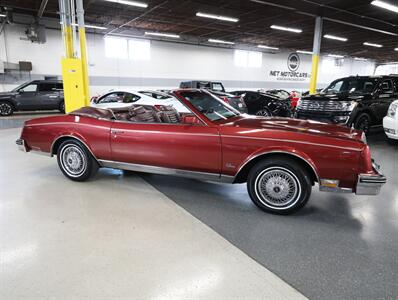 1983 Buick Riviera   - Photo 10 - Addison, IL 60101