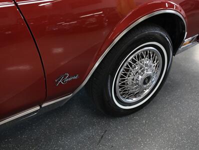 1983 Buick Riviera   - Photo 11 - Addison, IL 60101