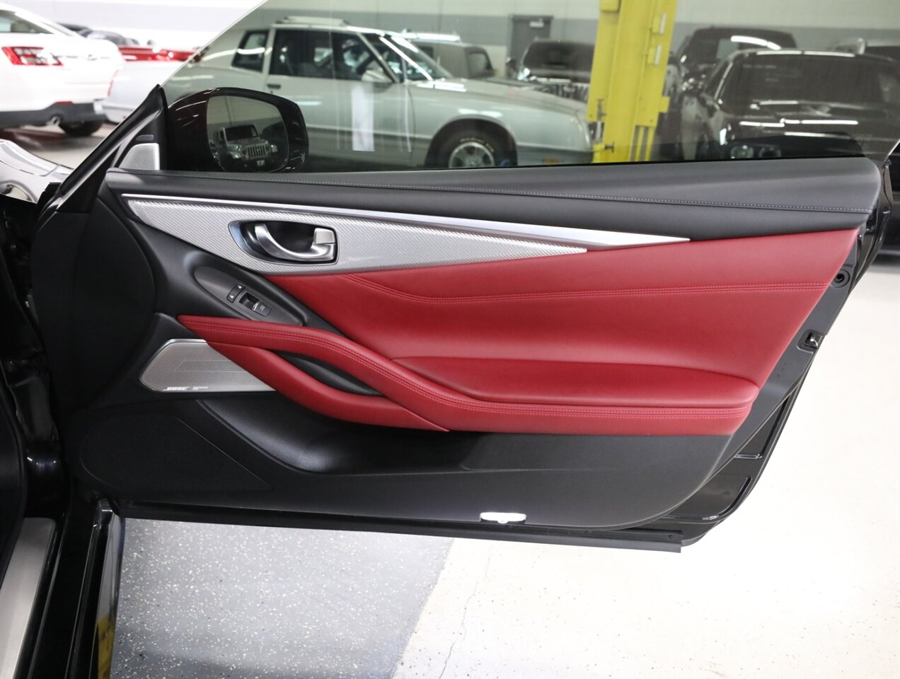 2017 INFINITI Q60 3.0T Sport - Photo 21 - Addison, IL 60101