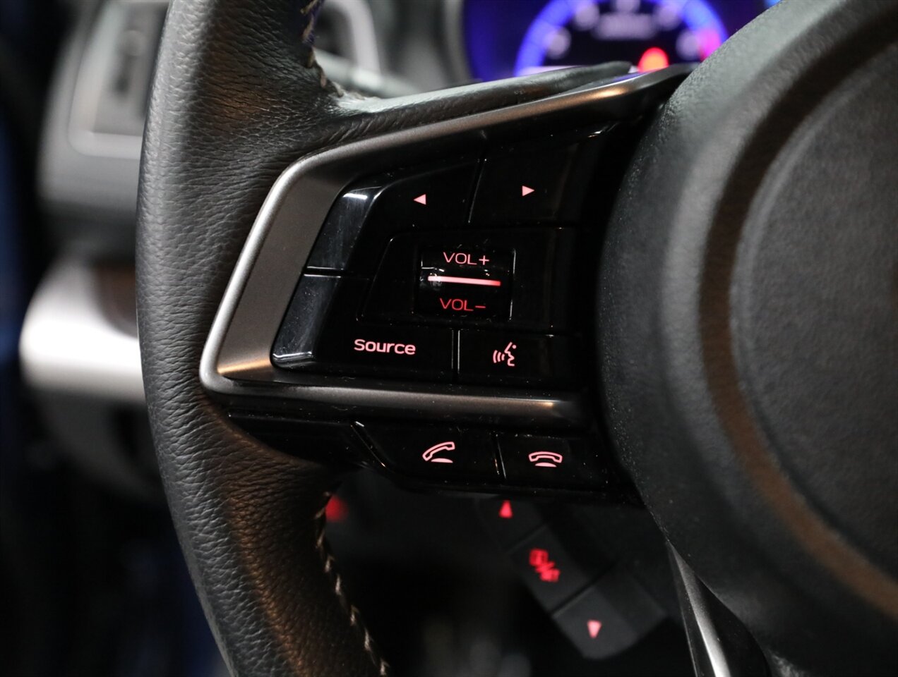 2019 Subaru Outback 2.5i Limited AWD - Photo 38 - Addison, IL 60101