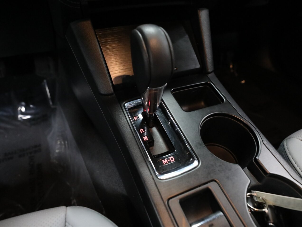 2019 Subaru Outback 2.5i Limited AWD - Photo 31 - Addison, IL 60101