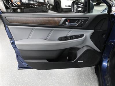 2019 Subaru Outback 2.5i Limited AWD - Photo 27 - Addison, IL 60101