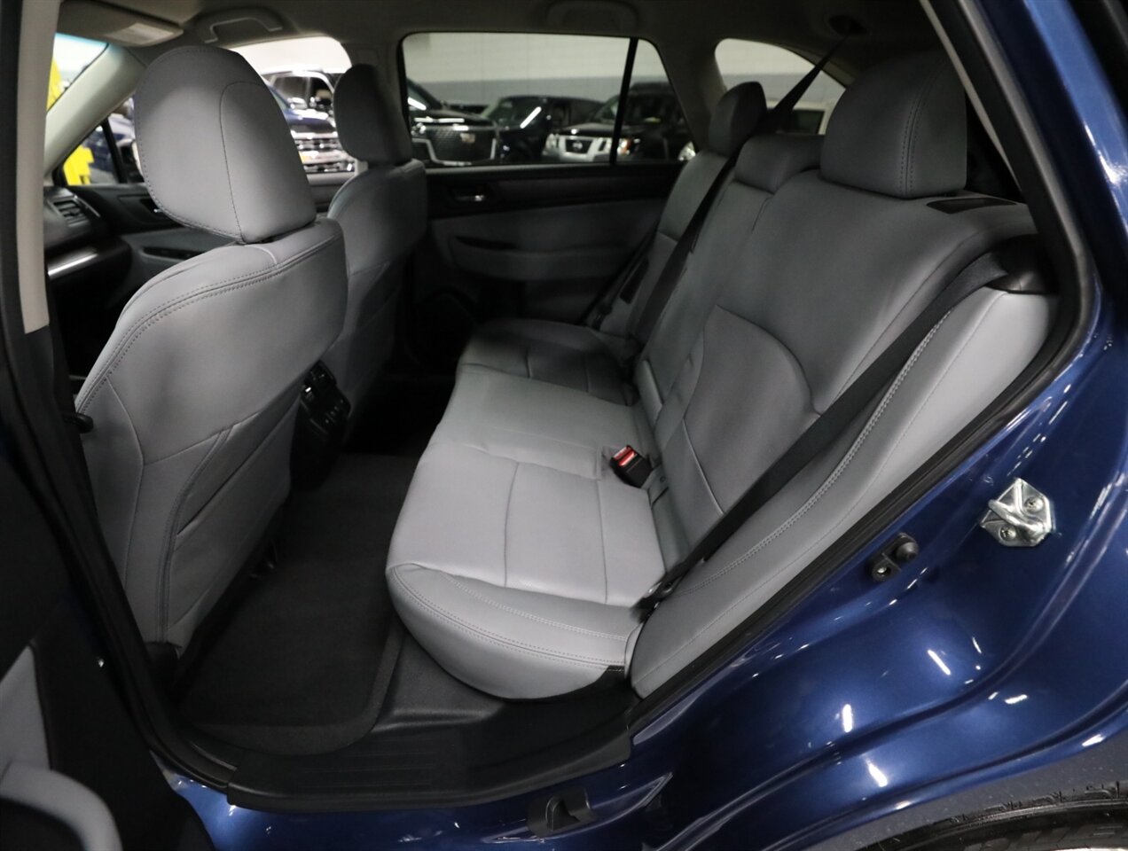 2019 Subaru Outback 2.5i Limited AWD - Photo 25 - Addison, IL 60101