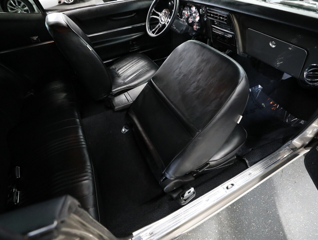 1968 Chevrolet Camaro   - Photo 37 - Addison, IL 60101