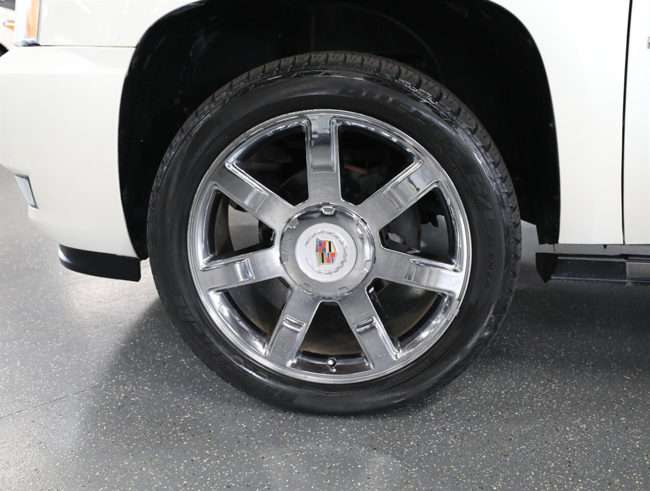 2013 Cadillac Escalade EXT Premium - Photo 45 - Addison, IL 60101