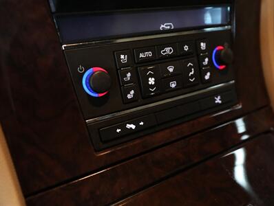2013 Cadillac Escalade EXT Premium   - Photo 37 - Addison, IL 60101