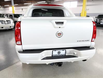 2013 Cadillac Escalade EXT Premium   - Photo 11 - Addison, IL 60101