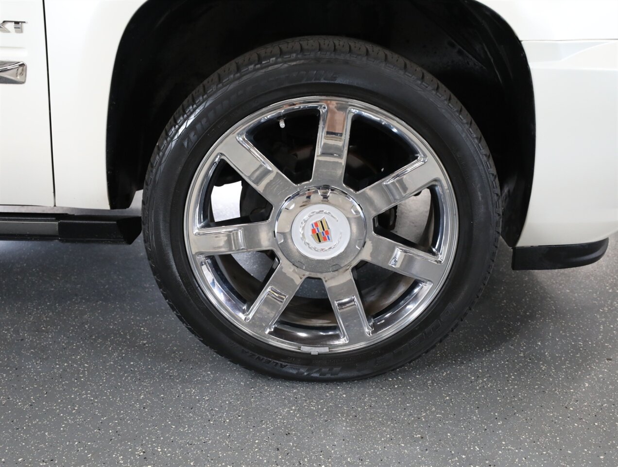 2013 Cadillac Escalade EXT Premium - Photo 46 - Addison, IL 60101
