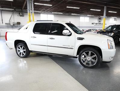 2013 Cadillac Escalade EXT Premium   - Photo 7 - Addison, IL 60101