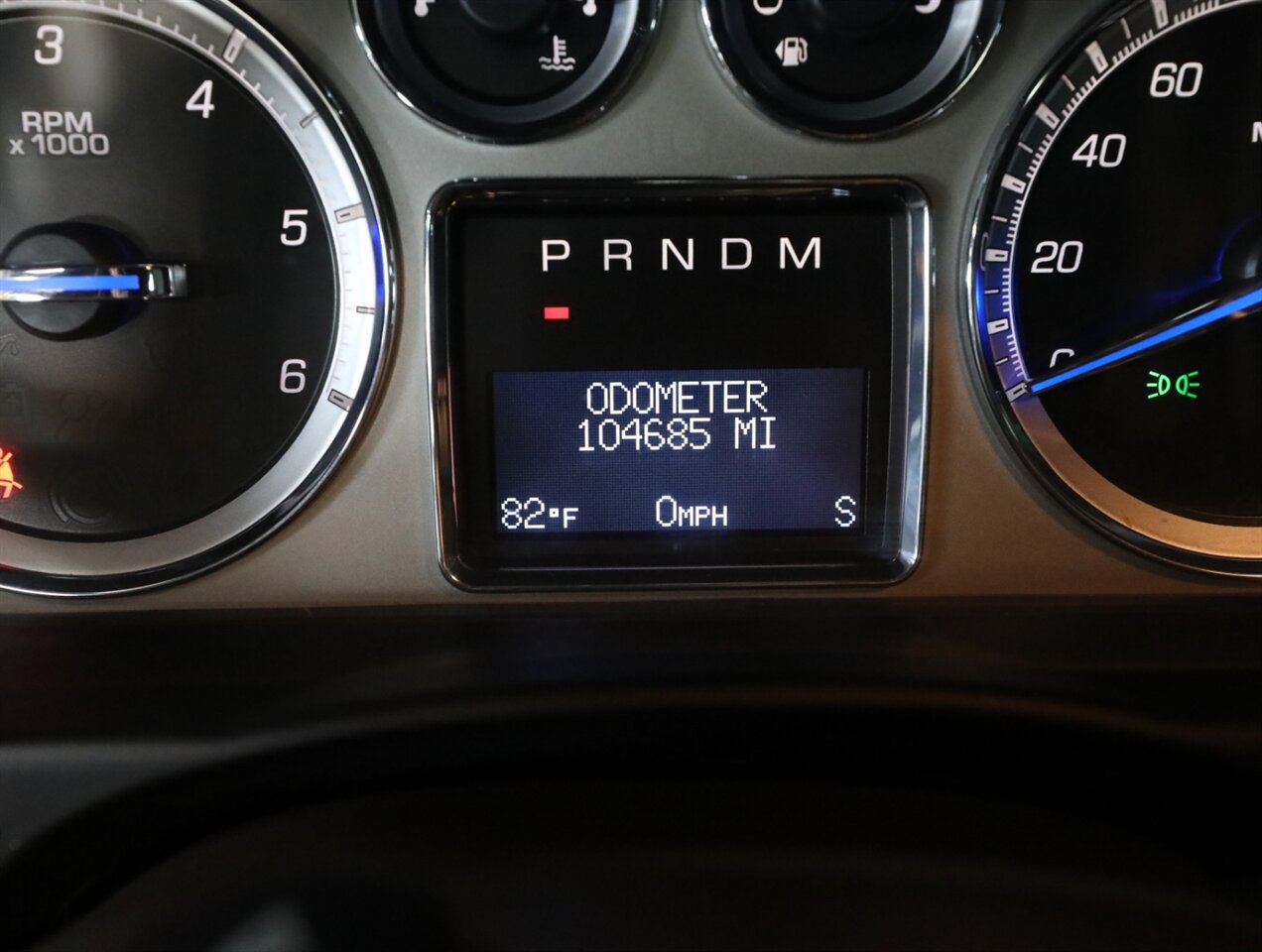 2013 Cadillac Escalade EXT Premium - Photo 42 - Addison, IL 60101