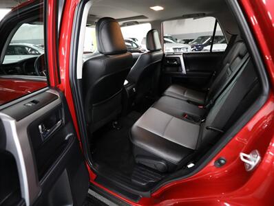 2021 Toyota 4Runner SR5 Premium   - Photo 26 - Addison, IL 60101