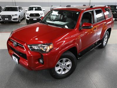 2021 Toyota 4Runner SR5 Premium   - Photo 2 - Addison, IL 60101