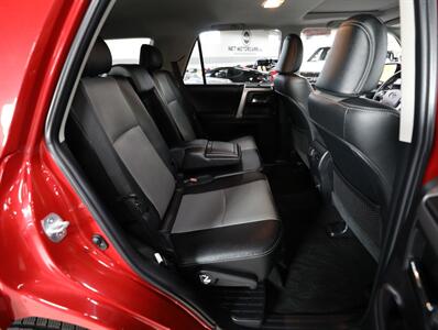 2021 Toyota 4Runner SR5 Premium   - Photo 20 - Addison, IL 60101