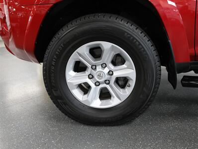 2021 Toyota 4Runner SR5 Premium   - Photo 47 - Addison, IL 60101