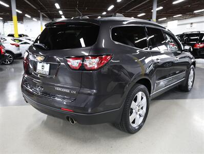 2016 Chevrolet Traverse LTZ AWD   - Photo 9 - Addison, IL 60101