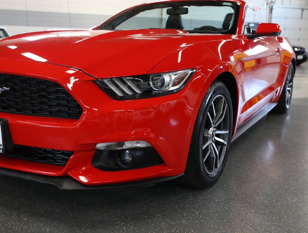 2017 Ford Mustang EcoBoost Premium - Photo 5 - Addison, IL 60101