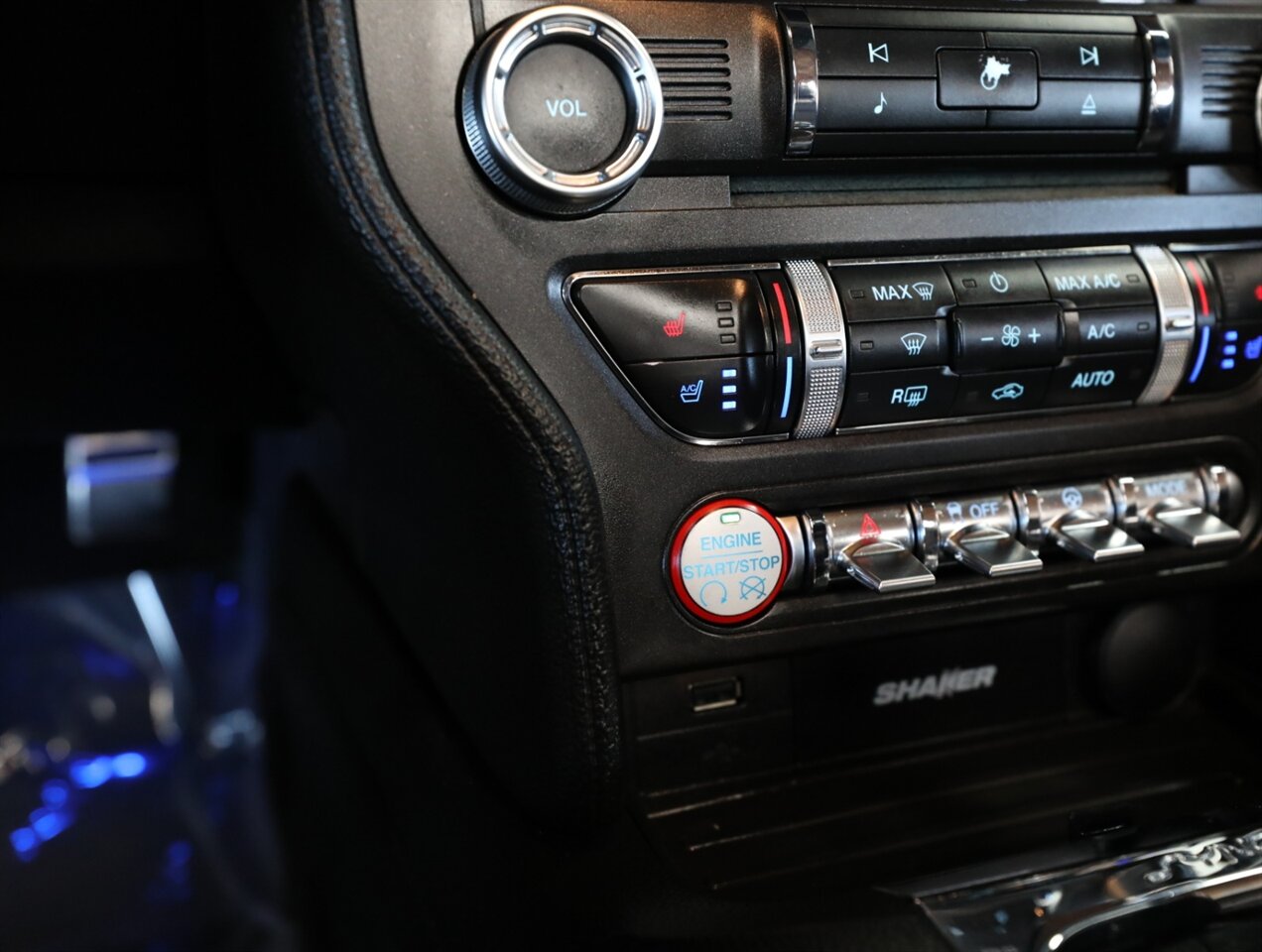 2017 Ford Mustang EcoBoost Premium - Photo 29 - Addison, IL 60101