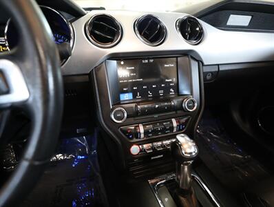 2017 Ford Mustang EcoBoost Premium - Photo 28 - Addison, IL 60101