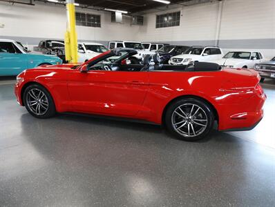 2017 Ford Mustang EcoBoost Premium - Photo 14 - Addison, IL 60101