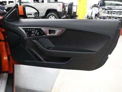 2014 Jaguar F-TYPE S - Photo 22 - Addison, IL 60101