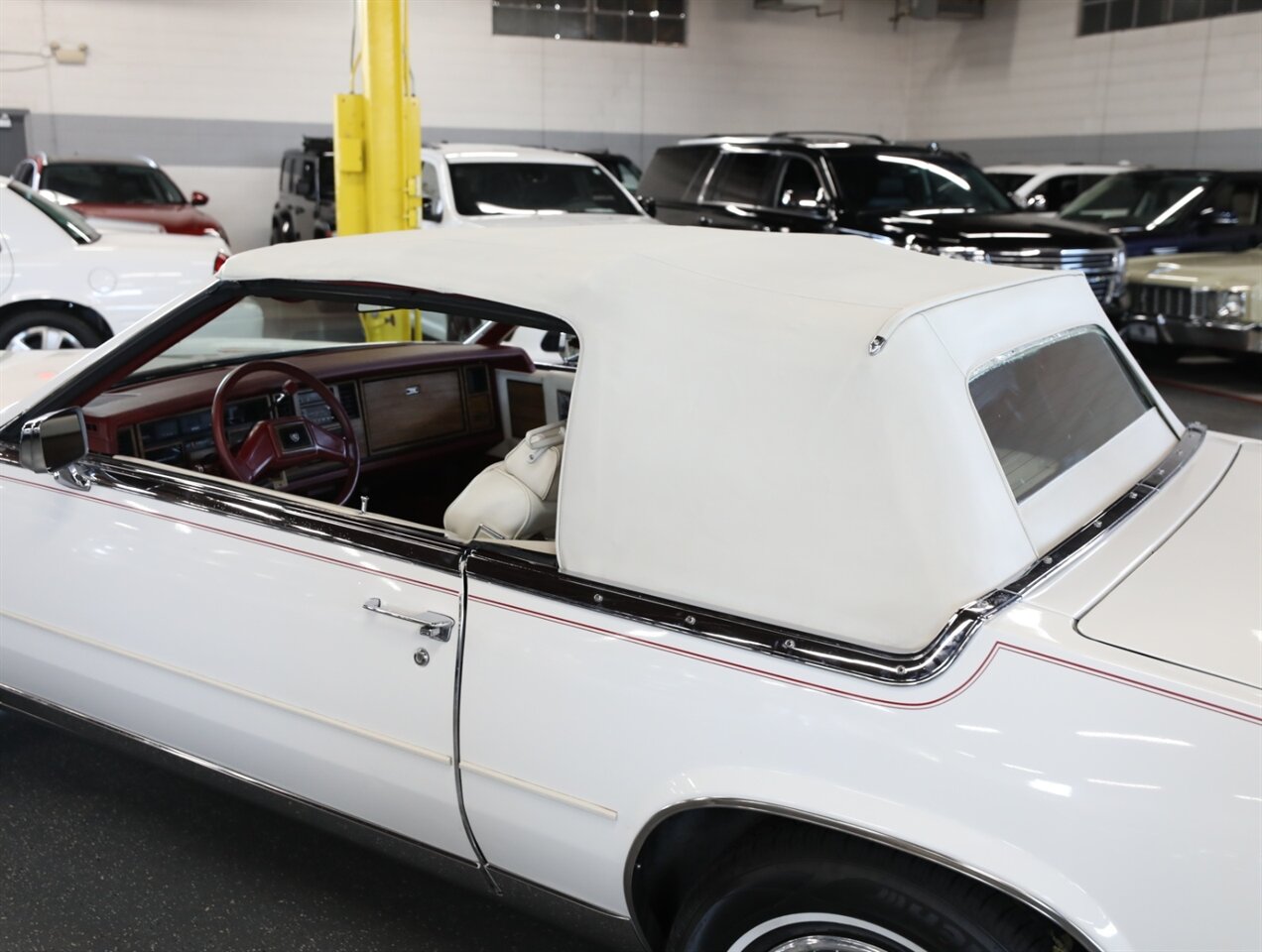 1985 Cadillac Eldorado Biarritz - Photo 63 - Addison, IL 60101