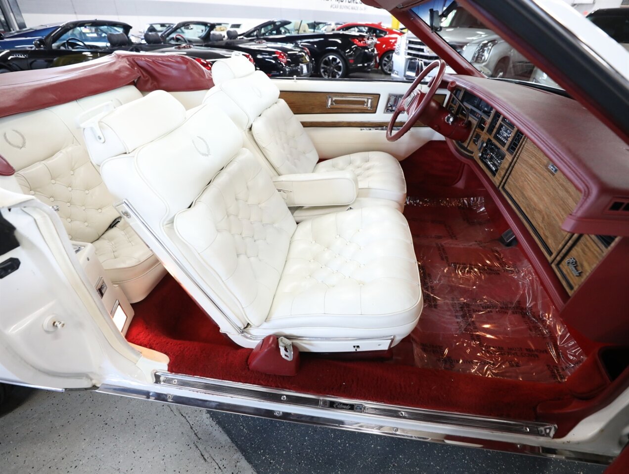 1985 Cadillac Eldorado Biarritz - Photo 33 - Addison, IL 60101