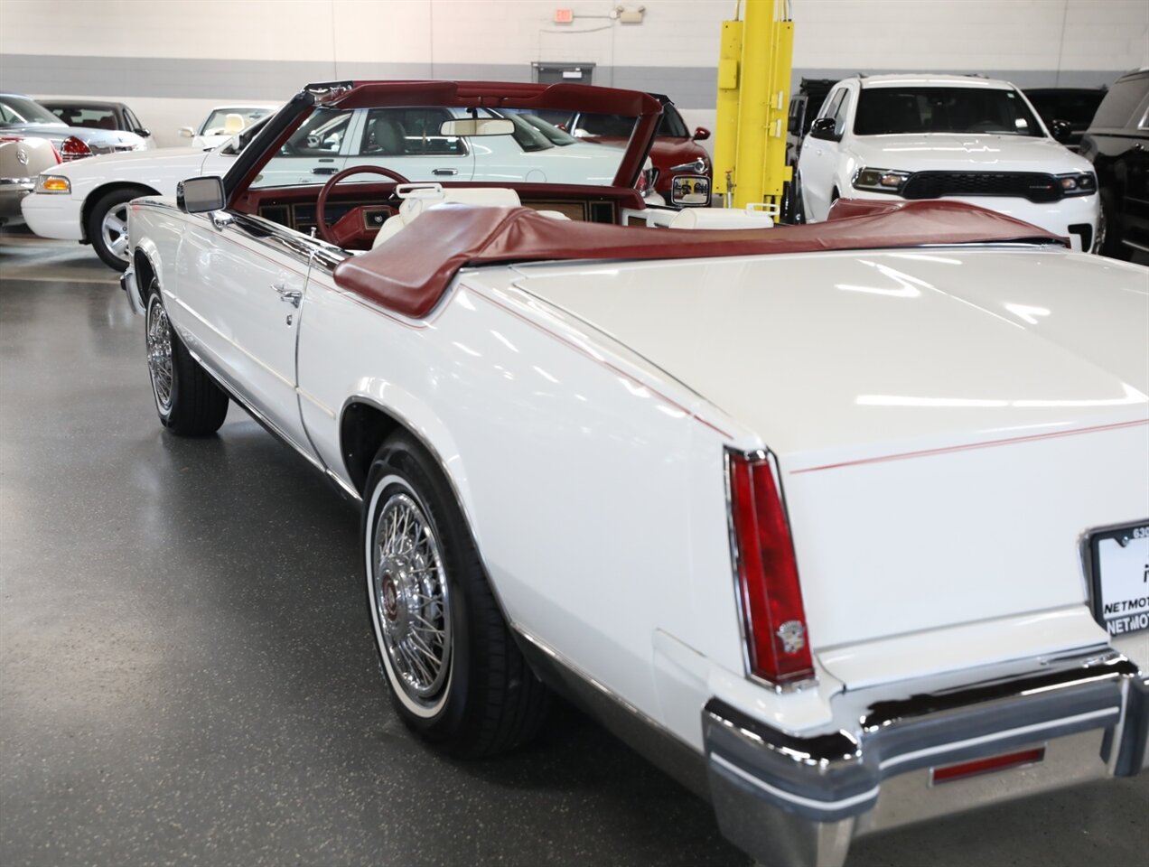 1985 Cadillac Eldorado Biarritz - Photo 22 - Addison, IL 60101