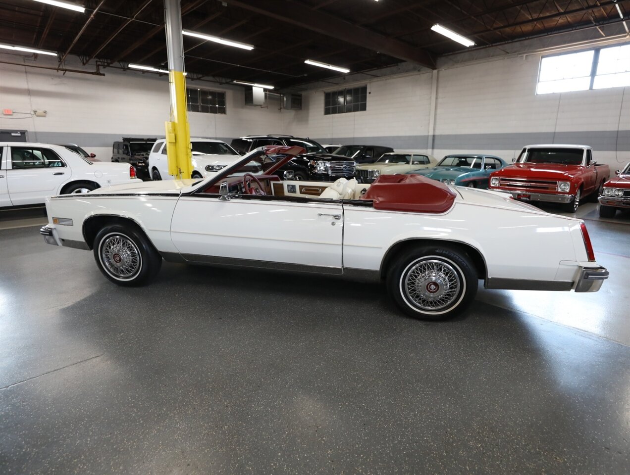 1985 Cadillac Eldorado Biarritz - Photo 24 - Addison, IL 60101