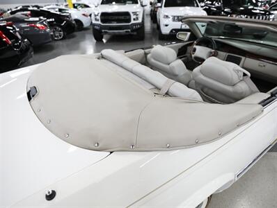 1995 Cadillac Eldorado Convertible   - Photo 16 - Addison, IL 60101