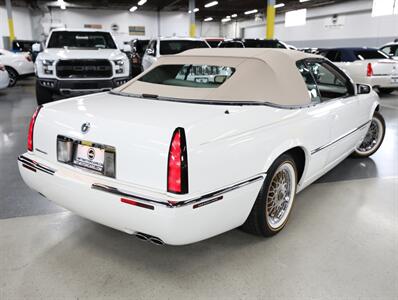 1995 Cadillac Eldorado Convertible   - Photo 34 - Addison, IL 60101