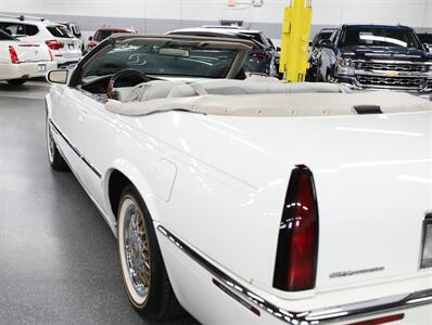 1995 Cadillac Eldorado Convertible   - Photo 14 - Addison, IL 60101