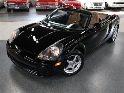 2002 Toyota MR2 Spyder - Photo 2 - Addison, IL 60101