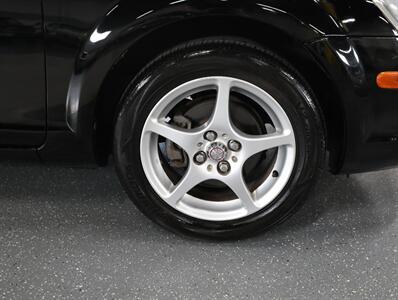 2002 Toyota MR2 Spyder - Photo 38 - Addison, IL 60101