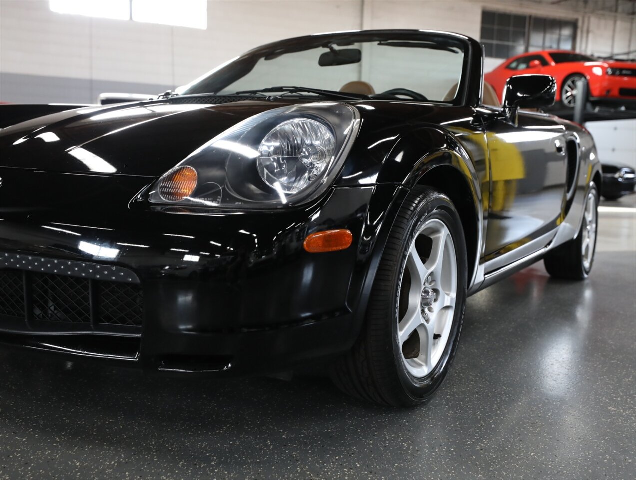 2002 Toyota MR2 Spyder - Photo 5 - Addison, IL 60101