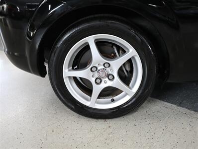 2002 Toyota MR2 Spyder - Photo 39 - Addison, IL 60101