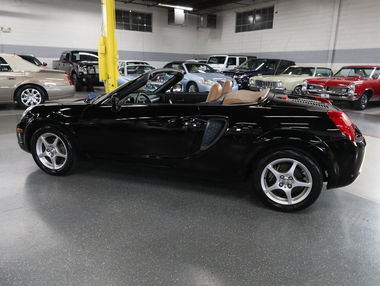 2002 Toyota MR2 Spyder - Photo 17 - Addison, IL 60101