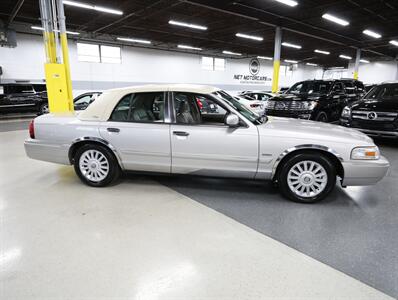 2009 Mercury Grand Marquis LS   - Photo 9 - Addison, IL 60101