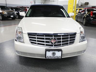 2010 Cadillac DTS 4.6L V8   - Photo 6 - Addison, IL 60101
