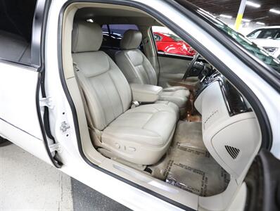 2010 Cadillac DTS 4.6L V8   - Photo 20 - Addison, IL 60101