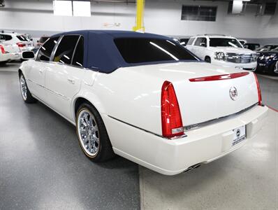 2010 Cadillac DTS 4.6L V8   - Photo 15 - Addison, IL 60101
