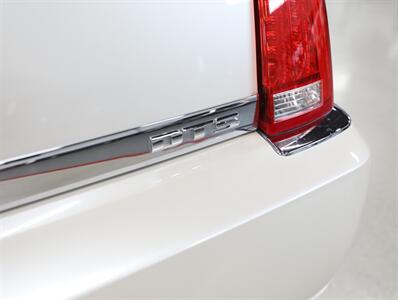 2010 Cadillac DTS 4.6L V8   - Photo 13 - Addison, IL 60101